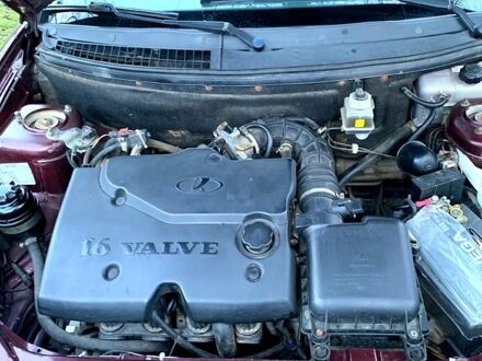 Червоний ВАЗ Priora, об'ємом двигуна 1.6 л та пробігом 0 тис. км за 2850 $, фото 1 на Automoto.ua