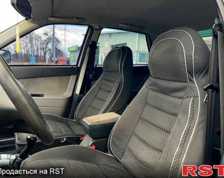 ВАЗ Priora, объемом двигателя 16 л и пробегом 280 тыс. км за 2700 $, фото 5 на Automoto.ua