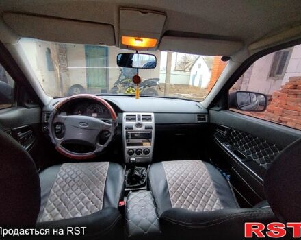 ВАЗ Priora, объемом двигателя 16 л и пробегом 220 тыс. км за 3300 $, фото 1 на Automoto.ua