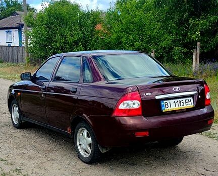ВАЗ Priora, объемом двигателя 1.6 л и пробегом 199 тыс. км за 1999 $, фото 3 на Automoto.ua