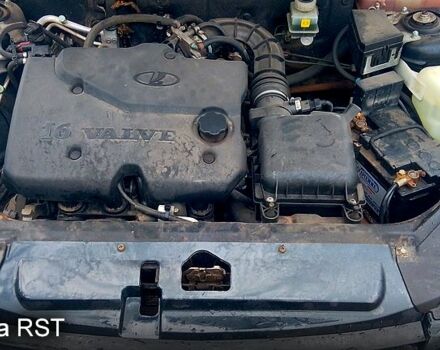 ВАЗ Priora, объемом двигателя 1.6 л и пробегом 121 тыс. км за 3000 $, фото 7 на Automoto.ua