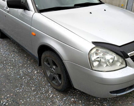 Серый ВАЗ Priora, объемом двигателя 1.6 л и пробегом 198 тыс. км за 2200 $, фото 2 на Automoto.ua