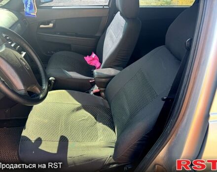 Серый ВАЗ Priora, объемом двигателя 1.6 л и пробегом 140 тыс. км за 2100 $, фото 4 на Automoto.ua