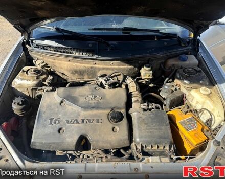 Серый ВАЗ Priora, объемом двигателя 1.6 л и пробегом 140 тыс. км за 2100 $, фото 5 на Automoto.ua