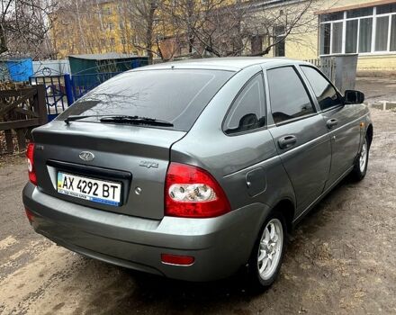 Серый ВАЗ Priora, объемом двигателя 16 л и пробегом 210 тыс. км за 1850 $, фото 3 на Automoto.ua