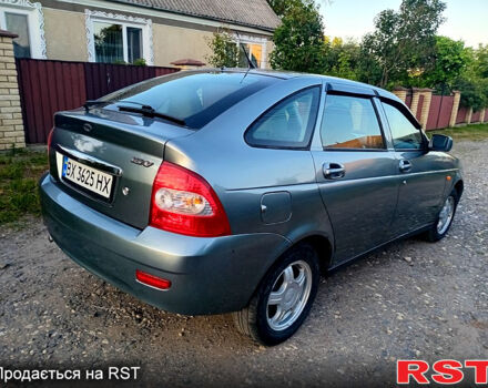 Сірий ВАЗ Priora, об'ємом двигуна 1.6 л та пробігом 192 тис. км за 2350 $, фото 1 на Automoto.ua