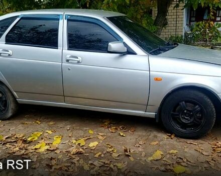 Серый ВАЗ Priora, объемом двигателя 1.6 л и пробегом 163 тыс. км за 2150 $, фото 2 на Automoto.ua