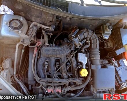 Сірий ВАЗ Priora, об'ємом двигуна 1.6 л та пробігом 260 тис. км за 1500 $, фото 4 на Automoto.ua