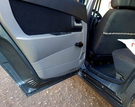 Серый ВАЗ Priora, объемом двигателя 1.6 л и пробегом 116 тыс. км за 3300 $, фото 7 на Automoto.ua