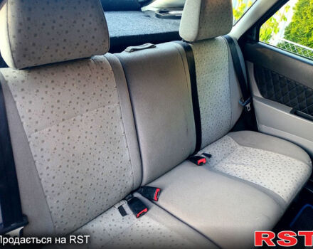 Сірий ВАЗ Priora, об'ємом двигуна 1.6 л та пробігом 192 тис. км за 2350 $, фото 10 на Automoto.ua