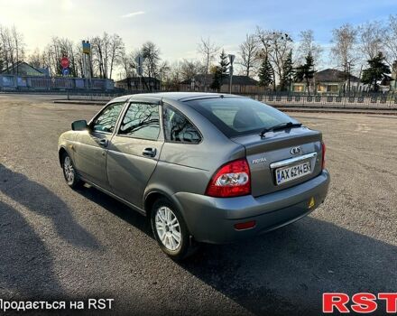 Серый ВАЗ Priora, объемом двигателя 1.6 л и пробегом 100 тыс. км за 2399 $, фото 3 на Automoto.ua