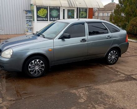 Серый ВАЗ Priora, объемом двигателя 1.6 л и пробегом 190 тыс. км за 2750 $, фото 3 на Automoto.ua