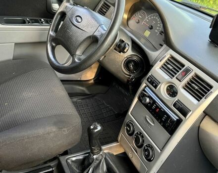 Серый ВАЗ Priora, объемом двигателя 1.6 л и пробегом 150 тыс. км за 2750 $, фото 3 на Automoto.ua