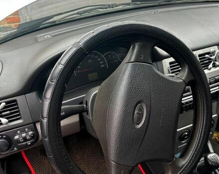 Серый ВАЗ Priora, объемом двигателя 1.6 л и пробегом 101 тыс. км за 3300 $, фото 9 на Automoto.ua