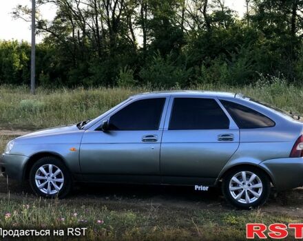 Серый ВАЗ Priora, объемом двигателя 1.6 л и пробегом 235 тыс. км за 3200 $, фото 2 на Automoto.ua