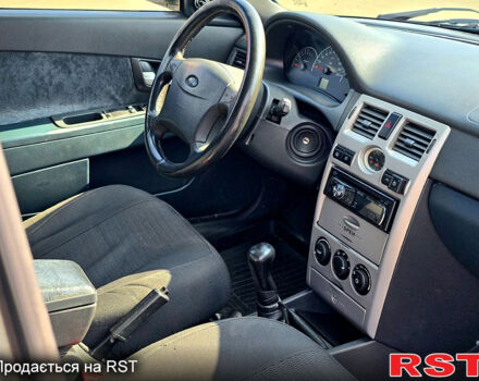 Серый ВАЗ Priora, объемом двигателя 1.6 л и пробегом 250 тыс. км за 1600 $, фото 11 на Automoto.ua