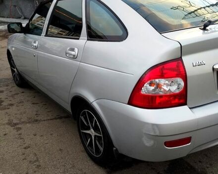 Сірий ВАЗ Priora, об'ємом двигуна 1.6 л та пробігом 124 тис. км за 3600 $, фото 3 на Automoto.ua