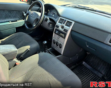 Серый ВАЗ Priora, объемом двигателя 1.6 л и пробегом 250 тыс. км за 1600 $, фото 12 на Automoto.ua