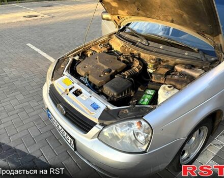 Серый ВАЗ Priora, объемом двигателя 1.6 л и пробегом 208 тыс. км за 2570 $, фото 7 на Automoto.ua