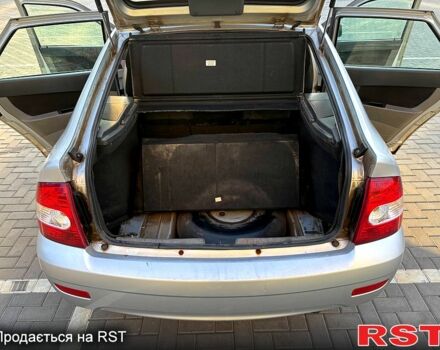 Серый ВАЗ Priora, объемом двигателя 1.6 л и пробегом 208 тыс. км за 2570 $, фото 6 на Automoto.ua