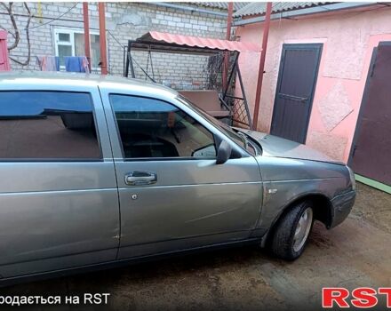 Серый ВАЗ Priora, объемом двигателя 1.6 л и пробегом 188 тыс. км за 1900 $, фото 2 на Automoto.ua