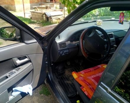 Серый ВАЗ Priora, объемом двигателя 1.6 л и пробегом 142 тыс. км за 4000 $, фото 4 на Automoto.ua