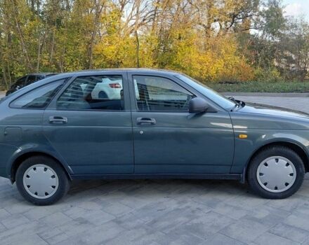 Серый ВАЗ Priora, объемом двигателя 1.6 л и пробегом 85 тыс. км за 3350 $, фото 7 на Automoto.ua