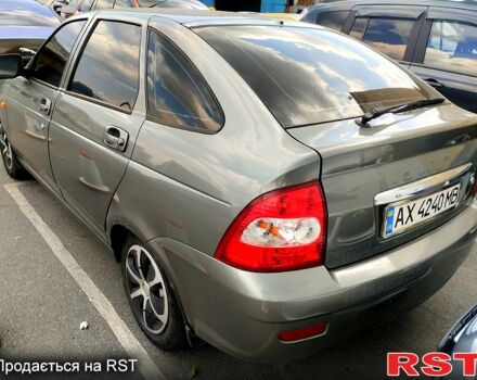 ВАЗ Priora 2013 в Киеве на Automoto.ua Серый ВАЗ Priora, объемом двигателя 1.6 л и пробегом 180 тыс. км за 3850 $, фото 2 на Automoto.ua