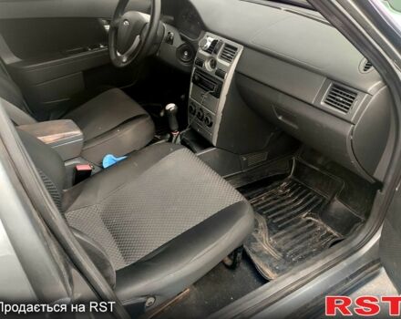 ВАЗ Priora 2013 в Киеве на Automoto.ua Серый ВАЗ Priora, объемом двигателя 1.6 л и пробегом 180 тыс. км за 3850 $, фото 5 на Automoto.ua