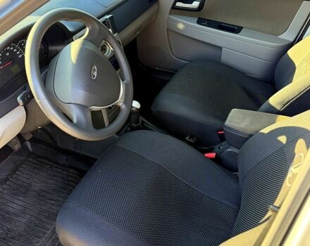 Серый ВАЗ Priora, объемом двигателя 1.6 л и пробегом 40 тыс. км за 4500 $, фото 2 на Automoto.ua