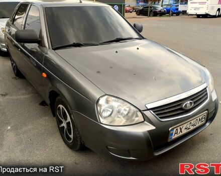 ВАЗ Priora 2013 в Киеве на Automoto.ua Серый ВАЗ Priora, объемом двигателя 1.6 л и пробегом 180 тыс. км за 3850 $, фото 1 на Automoto.ua