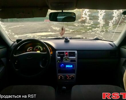 Сірий ВАЗ Priora, об'ємом двигуна 1.6 л та пробігом 0 тис. км за 1999 $, фото 10 на Automoto.ua