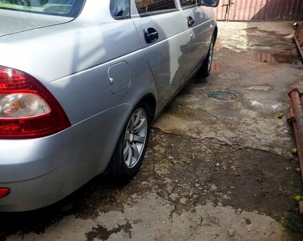 Серый ВАЗ Priora, объемом двигателя 1.6 л и пробегом 200 тыс. км за 1850 $, фото 3 на Automoto.ua