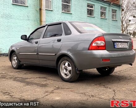 Серый ВАЗ Priora, объемом двигателя 1.6 л и пробегом 330 тыс. км за 1900 $, фото 2 на Automoto.ua
