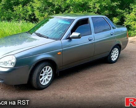 Серый ВАЗ Priora, объемом двигателя 1.6 л и пробегом 250 тыс. км за 2350 $, фото 2 на Automoto.ua