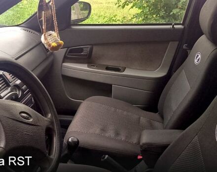 Сірий ВАЗ Priora, об'ємом двигуна 1.6 л та пробігом 122 тис. км за 2850 $, фото 13 на Automoto.ua