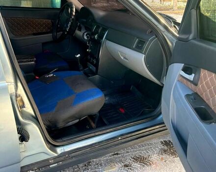 Серый ВАЗ Priora, объемом двигателя 1.6 л и пробегом 34000 тыс. км за 2000 $, фото 6 на Automoto.ua