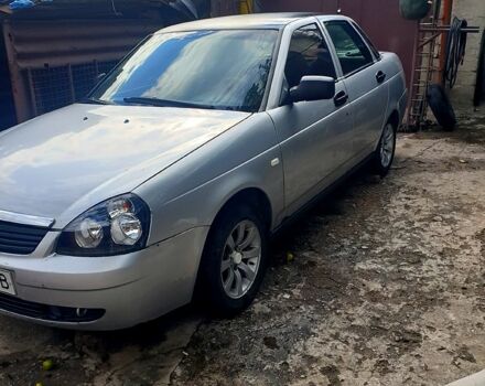 Серый ВАЗ Priora, объемом двигателя 1.6 л и пробегом 200 тыс. км за 1850 $, фото 1 на Automoto.ua