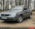 Серый ВАЗ Priora, объемом двигателя 1.6 л и пробегом 330 тыс. км за 1900 $, фото 1 на Automoto.ua