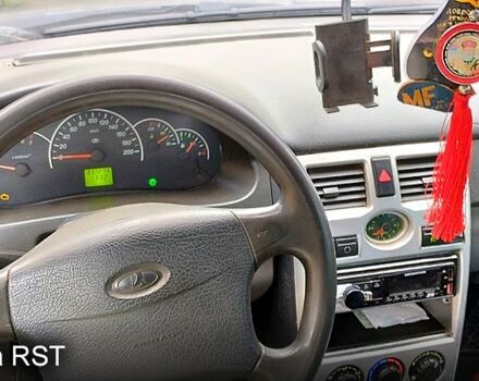 Серый ВАЗ Priora, объемом двигателя 1.6 л и пробегом 337 тыс. км за 1850 $, фото 5 на Automoto.ua