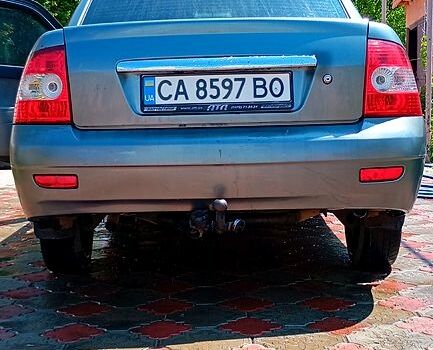 Серый ВАЗ Priora, объемом двигателя 1.6 л и пробегом 160 тыс. км за 2000 $, фото 1 на Automoto.ua