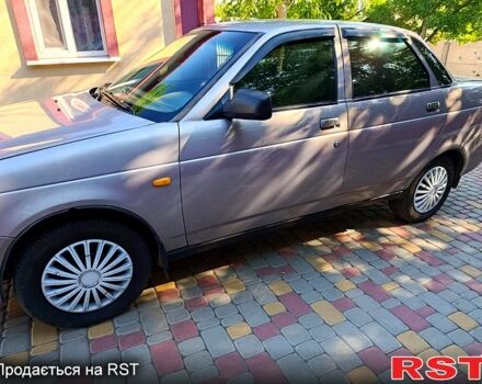 Серый ВАЗ Priora, объемом двигателя 1.6 л и пробегом 240 тыс. км за 2600 $, фото 1 на Automoto.ua