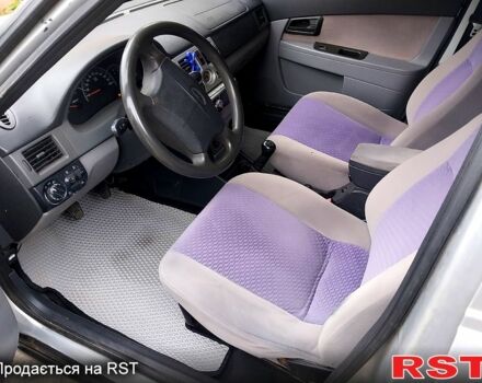 Сірий ВАЗ Priora, об'ємом двигуна 1.6 л та пробігом 220 тис. км за 2800 $, фото 8 на Automoto.ua