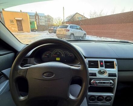 Сірий ВАЗ Priora, об'ємом двигуна 1.6 л та пробігом 176 тис. км за 1950 $, фото 13 на Automoto.ua