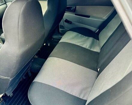 Серый ВАЗ Priora, объемом двигателя 1.6 л и пробегом 163 тыс. км за 2399 $, фото 9 на Automoto.ua