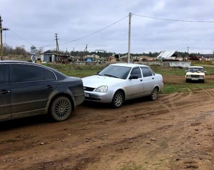 Серый ВАЗ Priora, объемом двигателя 1.6 л и пробегом 335 тыс. км за 2600 $, фото 3 на Automoto.ua