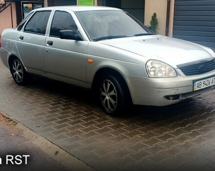 Серый ВАЗ Priora, объемом двигателя 1.6 л и пробегом 200 тыс. км за 1600 $, фото 2 на Automoto.ua