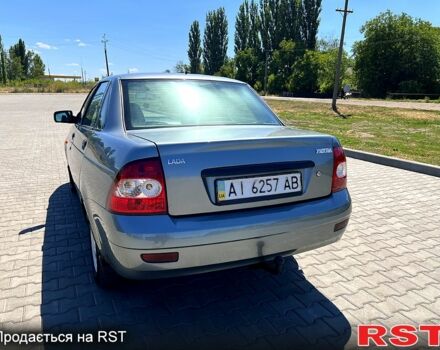 Серый ВАЗ Priora, объемом двигателя 1.6 л и пробегом 165 тыс. км за 2600 $, фото 2 на Automoto.ua