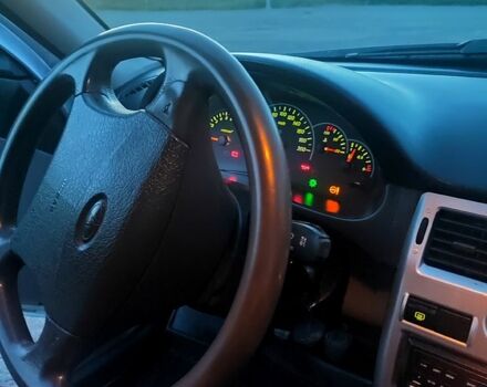 Сірий ВАЗ Priora, об'ємом двигуна 1.6 л та пробігом 155 тис. км за 2700 $, фото 1 на Automoto.ua