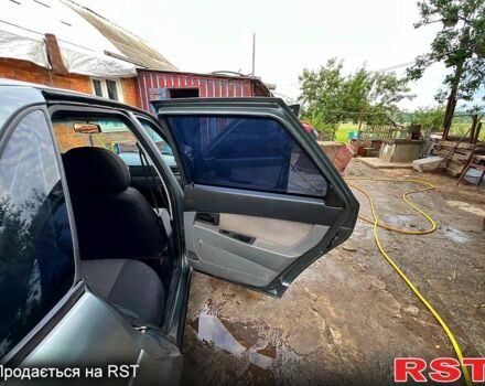 Сірий ВАЗ Priora, об'ємом двигуна 1.6 л та пробігом 287 тис. км за 2500 $, фото 7 на Automoto.ua